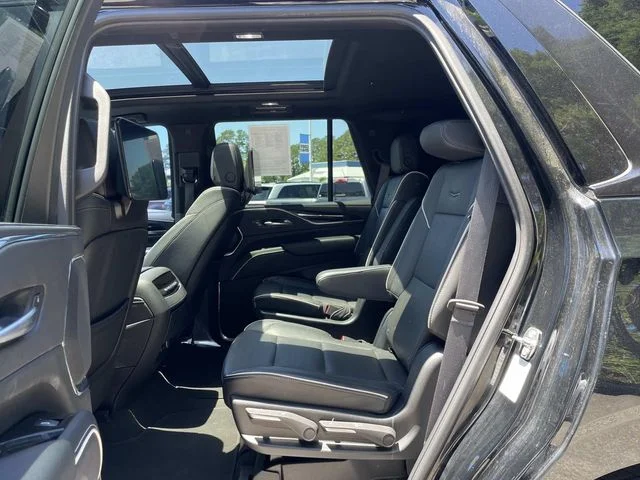Used 2023 Black Cadillac Sport image 10