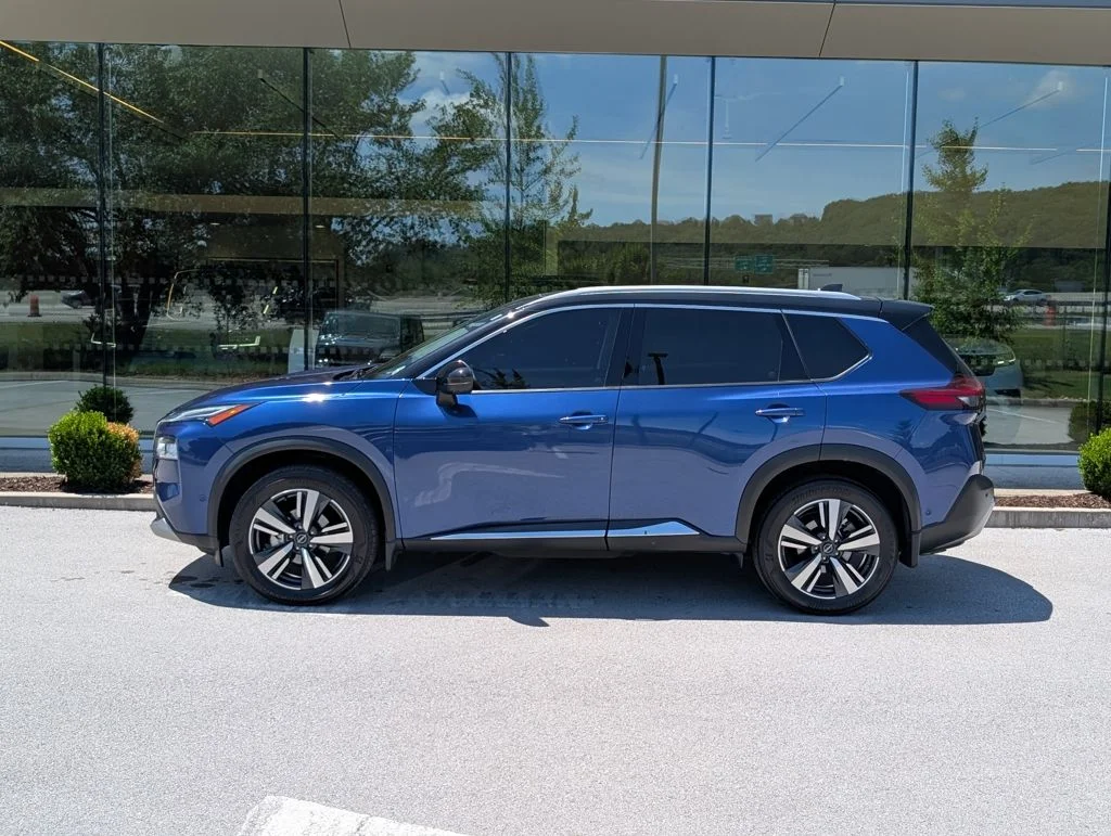 JN8BT3DD9PW312019