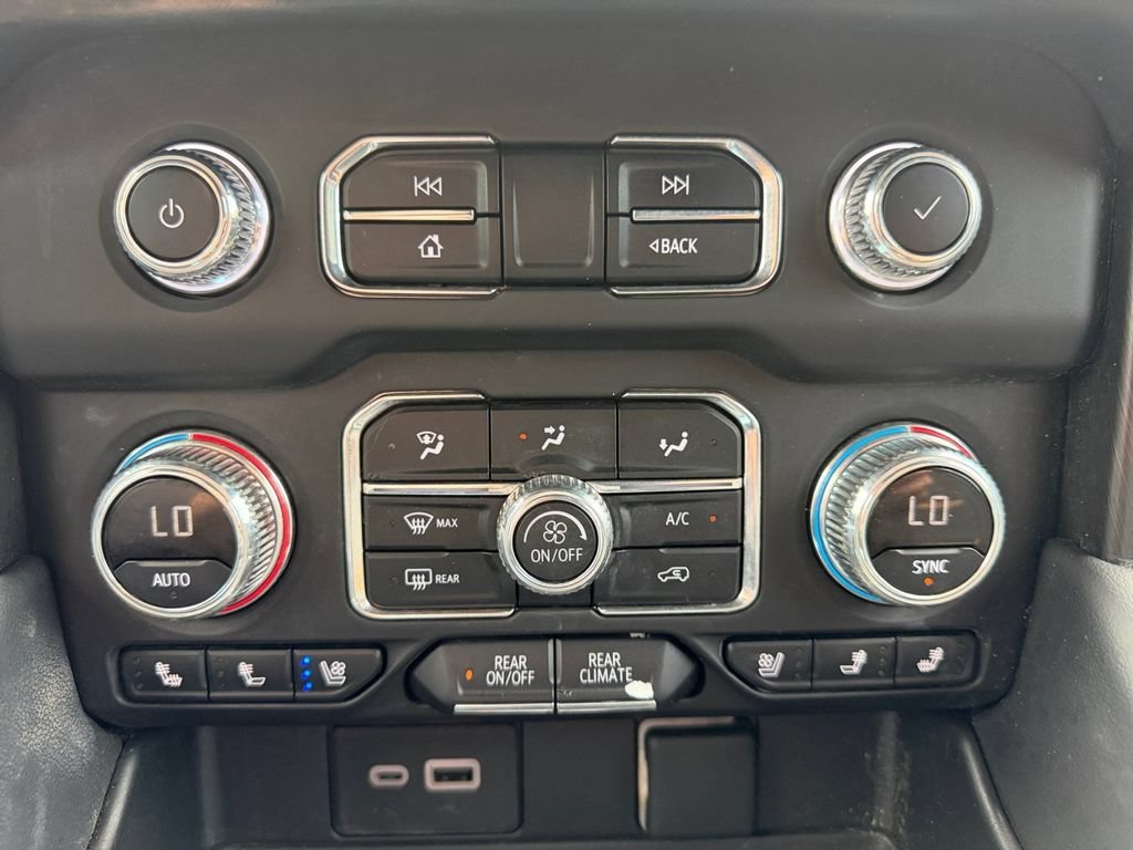 Used 2024 Onyx Black GMC AT4 image 16