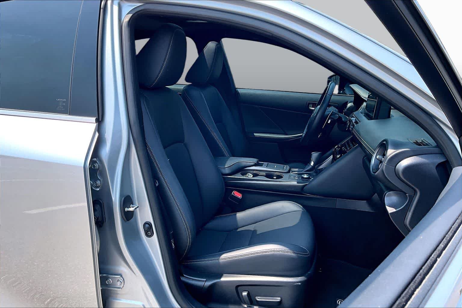 Used 2024 Iridium Lexus F SPORT Design image 9