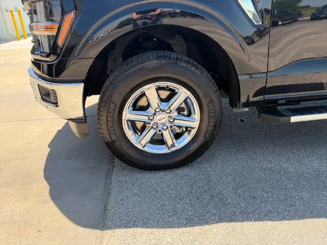 Used 2024 Black Ford XLT image 27