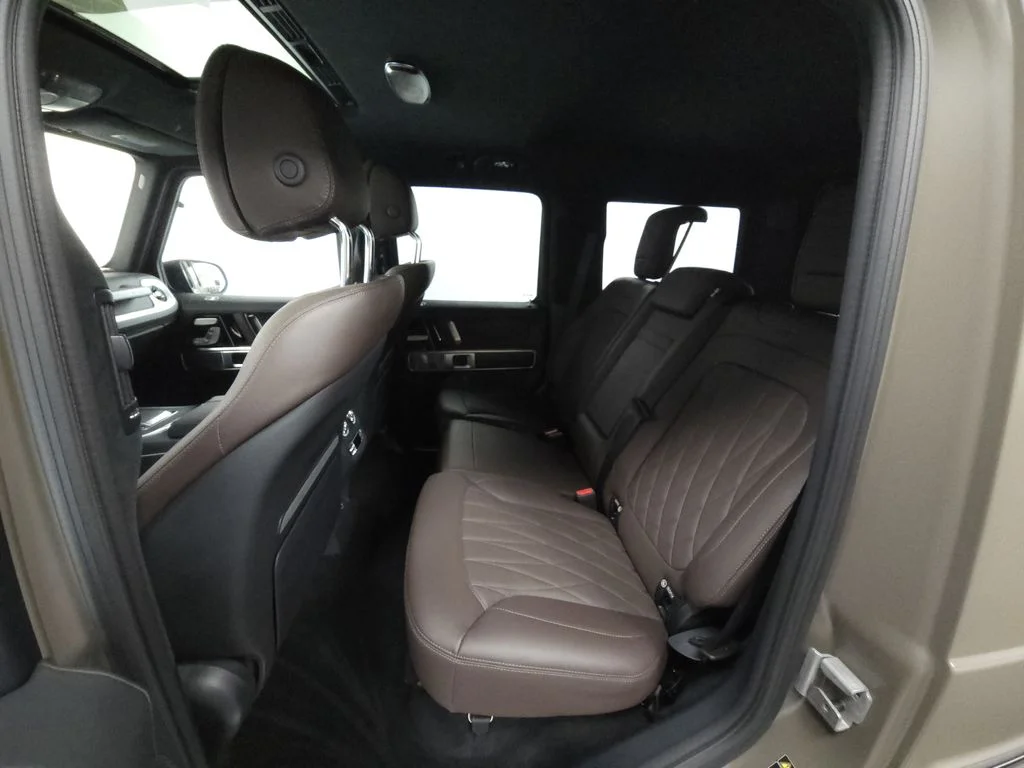 Certified Used 2025 MANUFAKTUR Dark Olive Green Magno Mercedes-Benz G 580 image 28