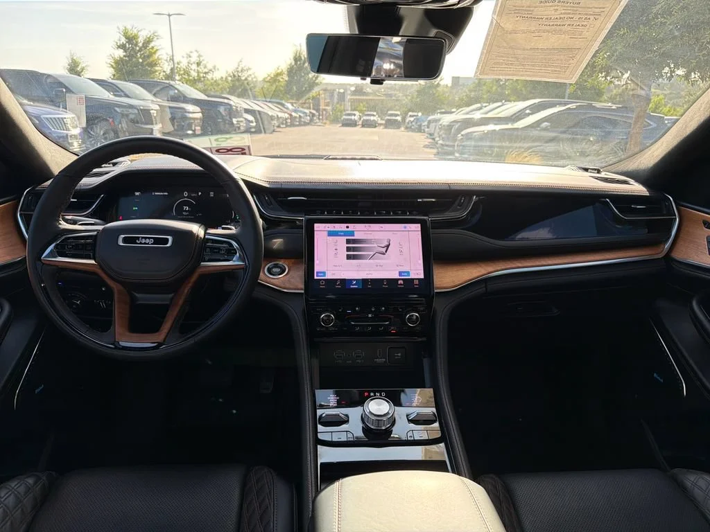 Used 2023 Bright White Clea Jeep Summit Reserve image 30