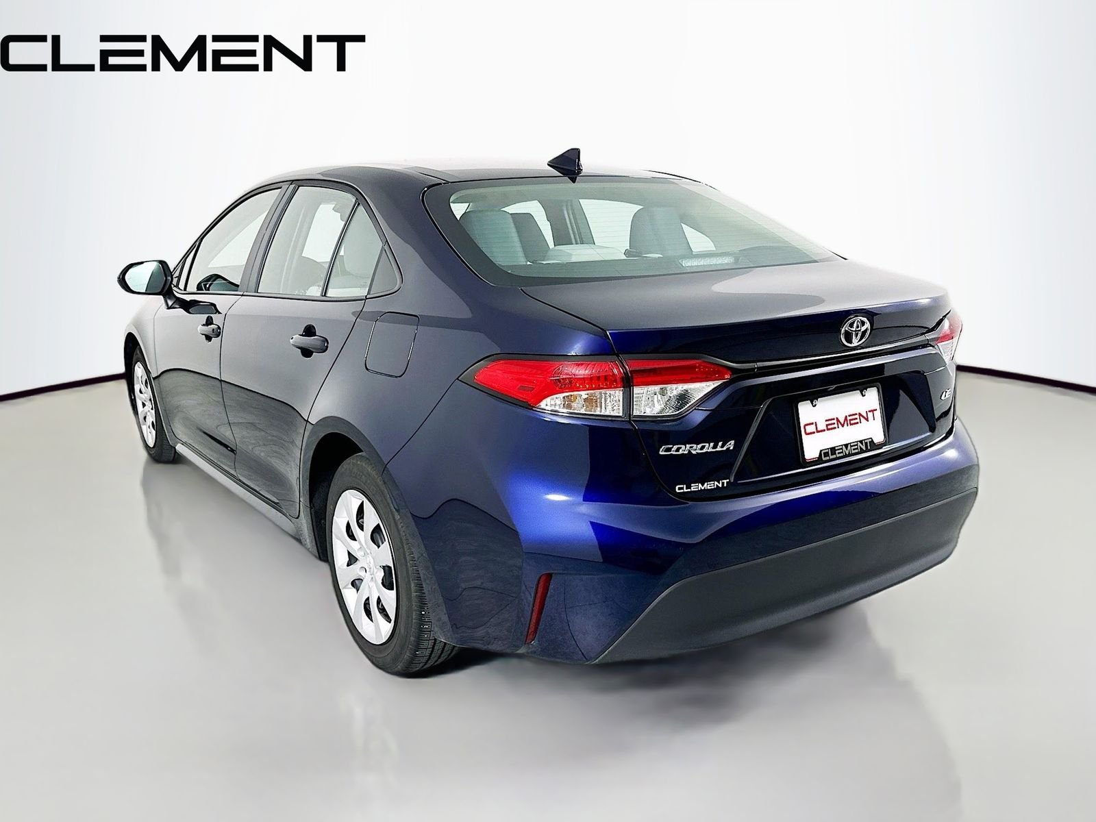 2026 Toyota Corolla LE - Photo 10