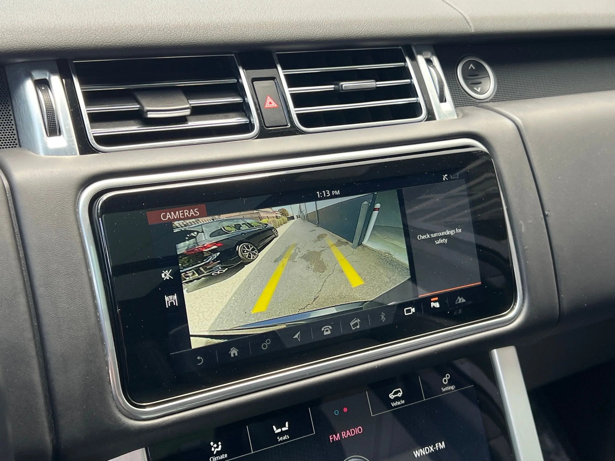 Used 2022 Gray Land Rover Westminster image 28