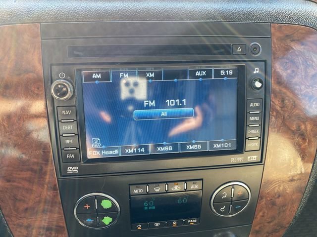 Used 2007 Summit White Chevrolet LT image 16