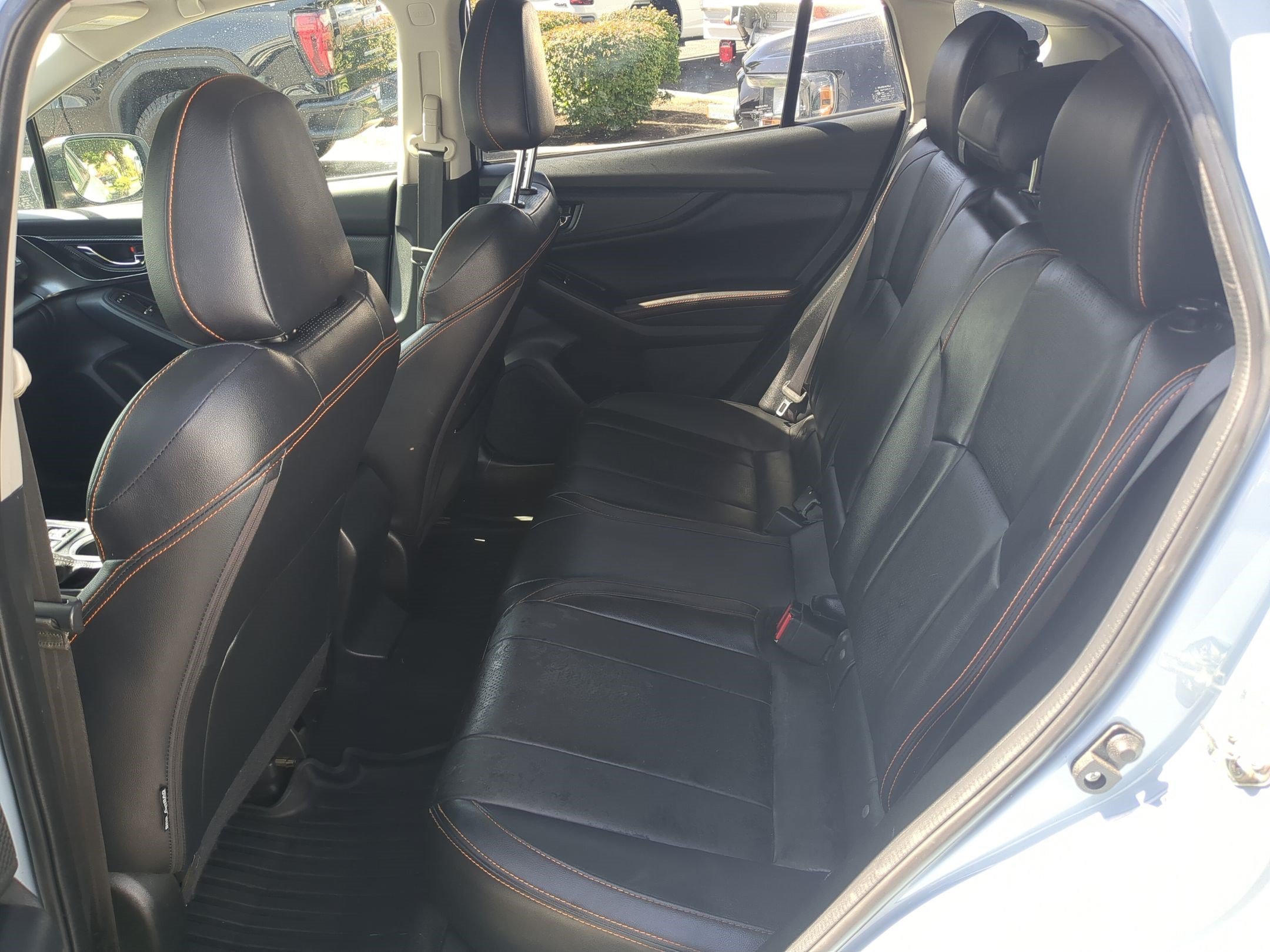Used 2019 Cool Gray Khaki Subaru Limited image 27