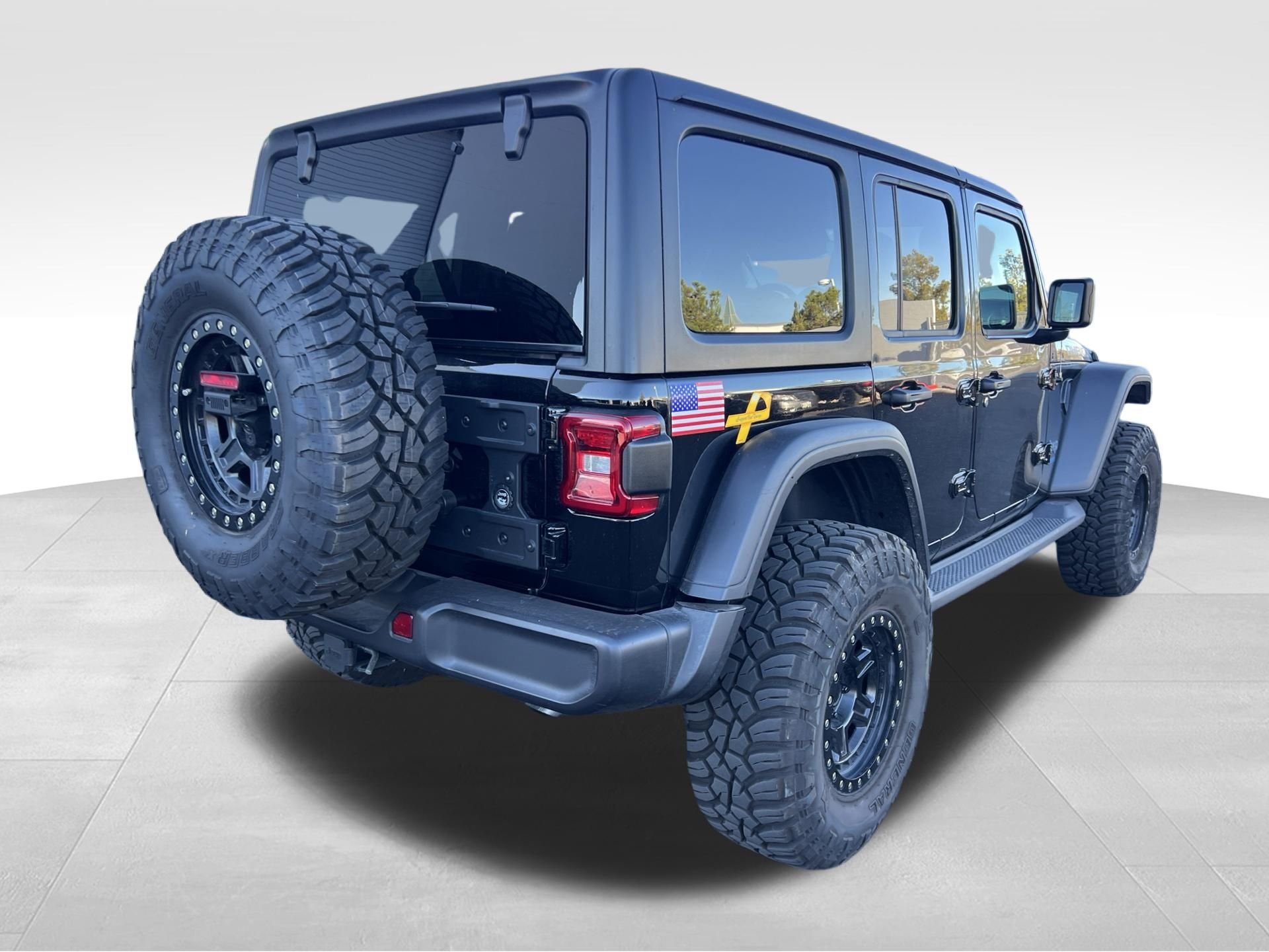 Used 2022 Black Jeep Unlimited Rubicon 4xe image 5