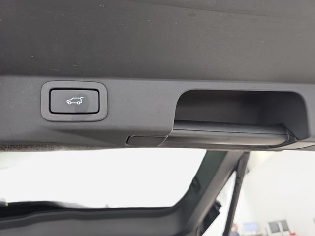 Used 2019 Blue Land Rover HSE image 33