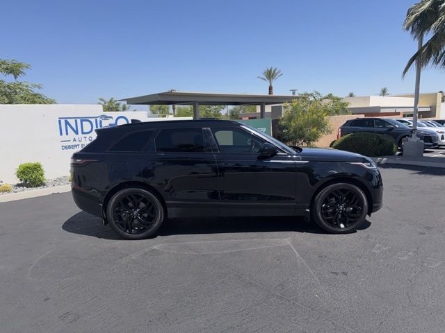 Used 2020 Narvik Black Land Rover S image 4