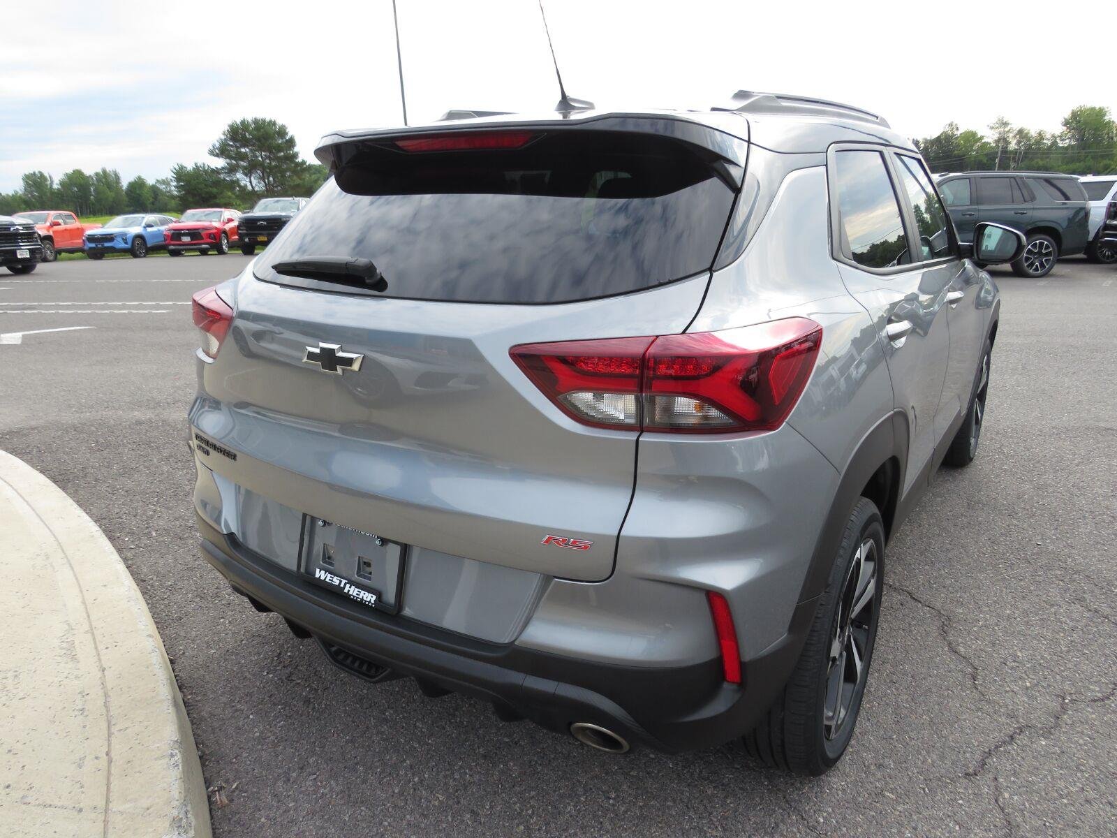 Used 2023 Sterling Gray Metallic Chevrolet RS image 7