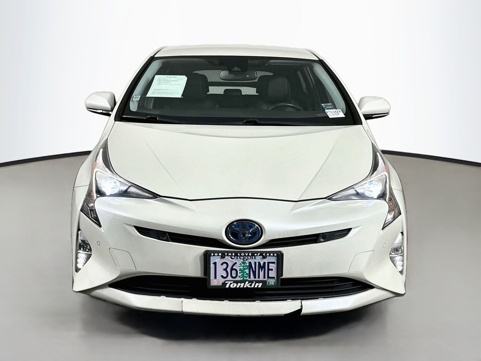 Used 2016 Blizzard Pearl Toyota Four Touring image 2