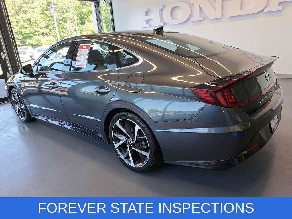 Used 2023 Gray Hyundai SEL Plus image 4
