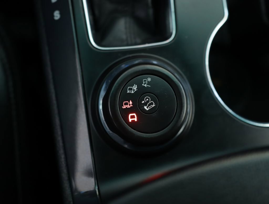 2016 Ford Explorer Limited - Photo 18