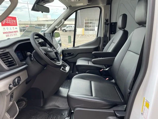 New 2026 OXFORD WHITE Ford Base image 11