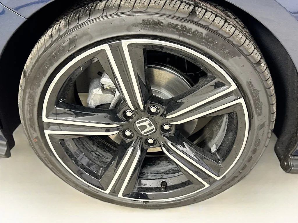 New 2026 Canyon River Blue Metallic Honda SE image 13