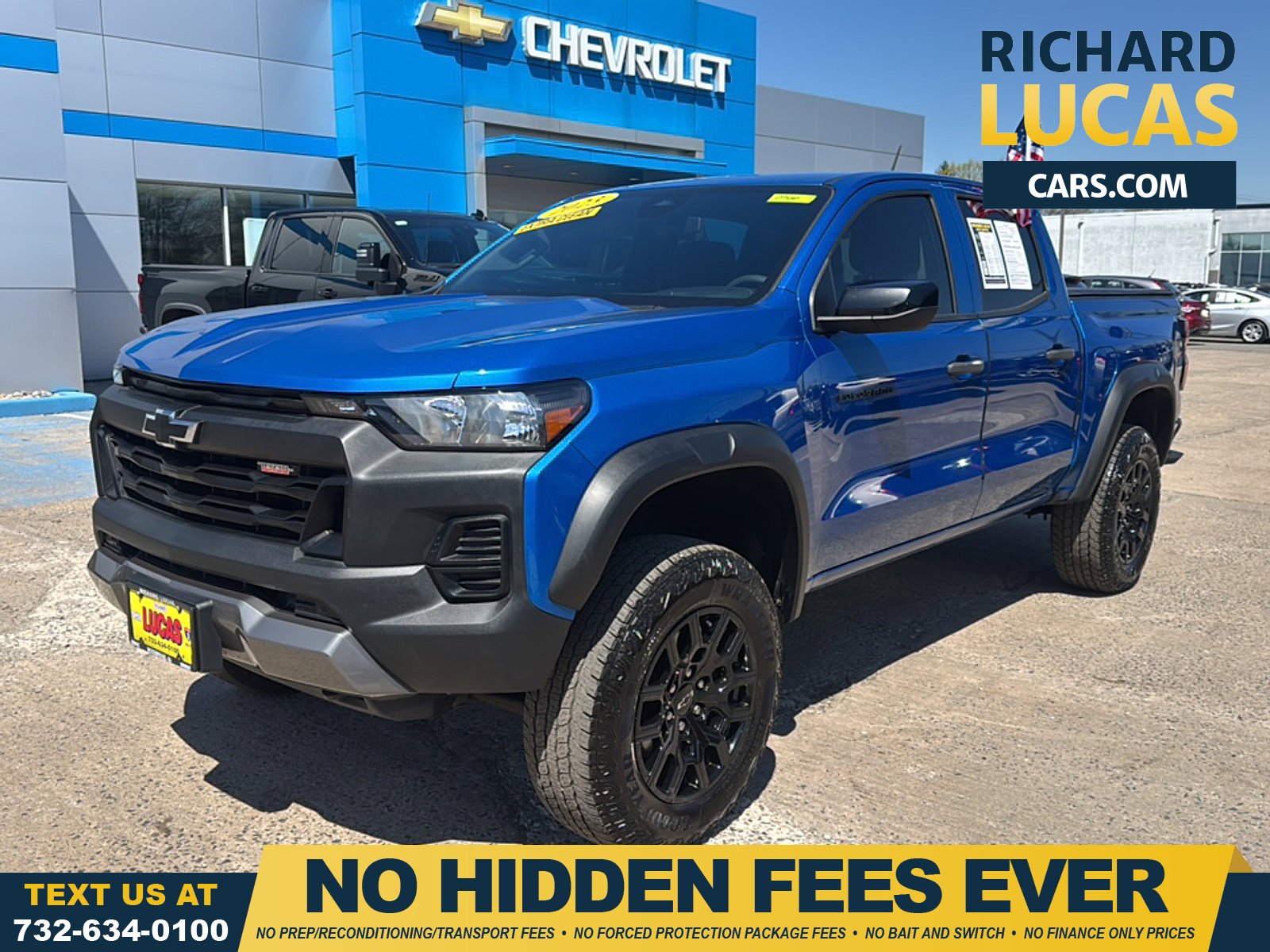 Glacier Blue Metallic 2023 Chevrolet Colorado Trail Boss Crew Cab 4WD Pickup Truck Four-Wheel Drive