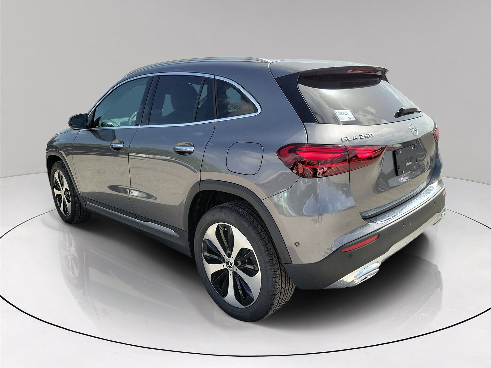 New 2026 Mountain Grey Metallic Mercedes-Benz GLA 250 image 34