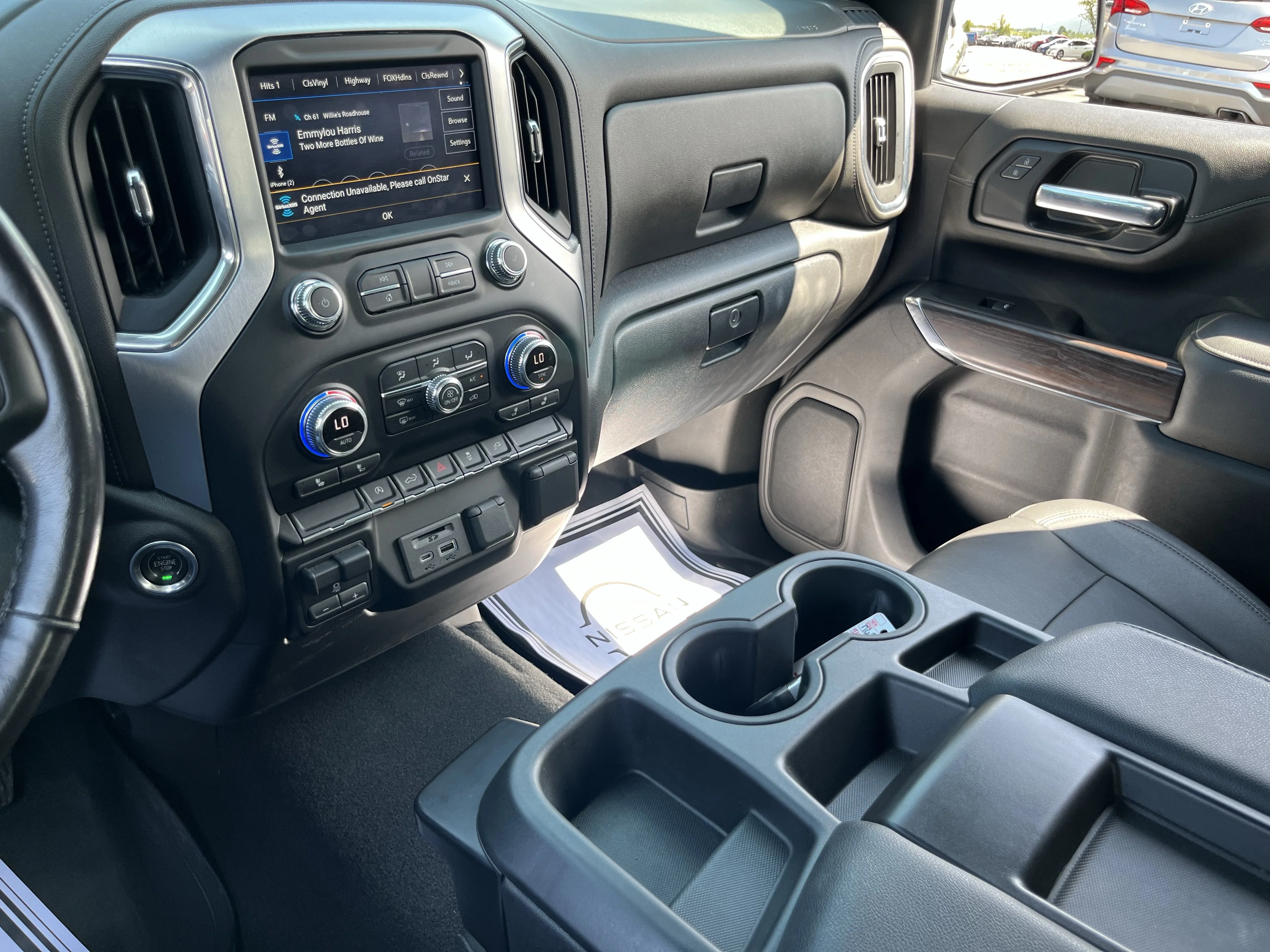 Used 2021 Steel Metallic GMC SLT image 30