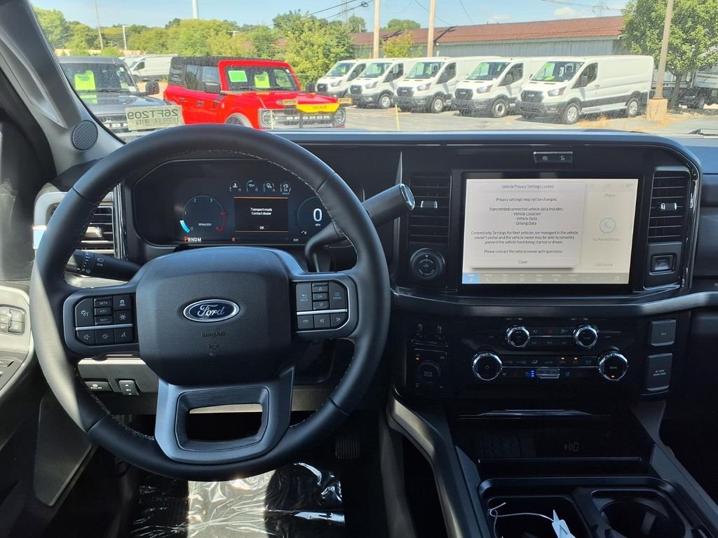 New 2026 Carbonized Gray Metallic Ford F-350® Lariat® image 15