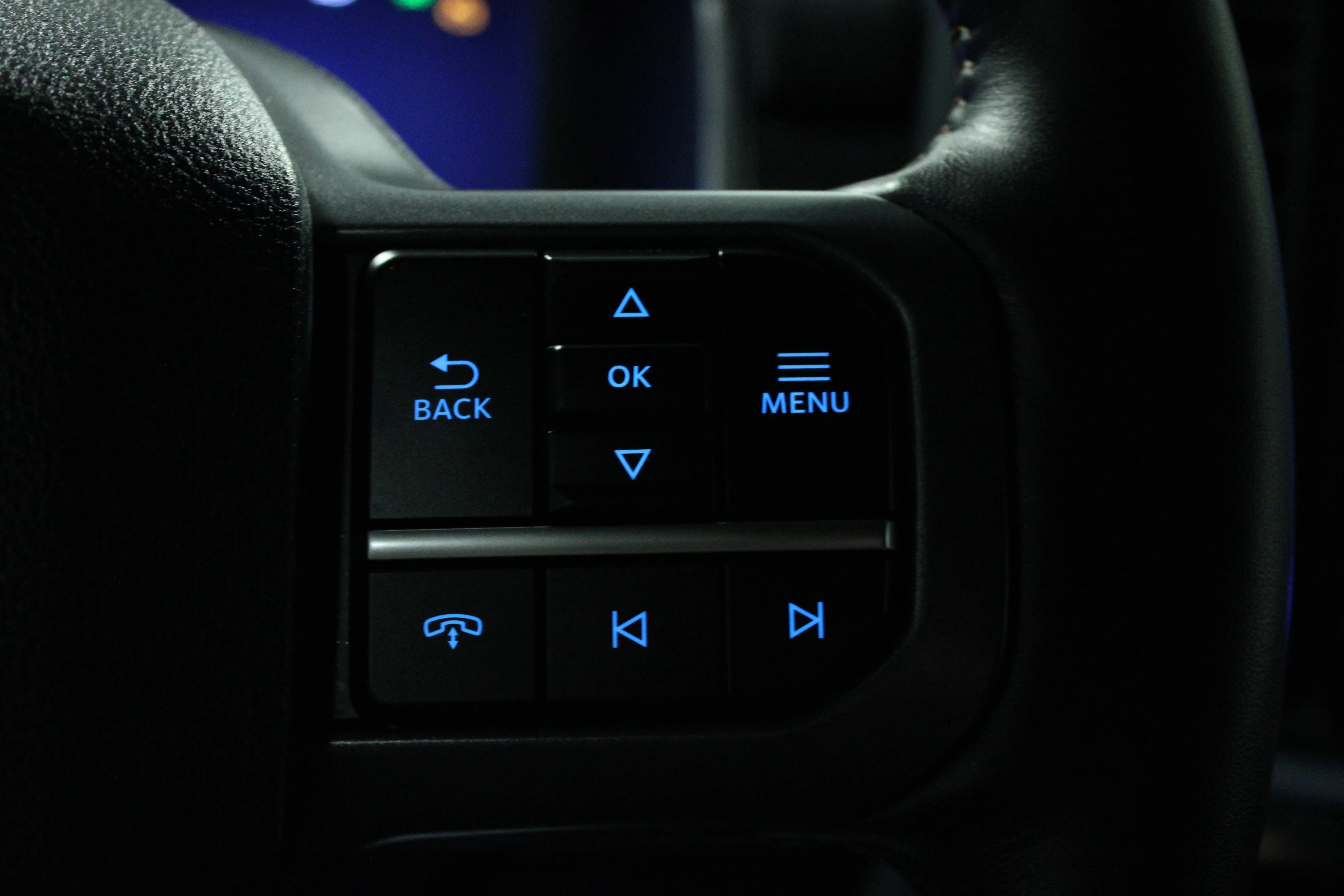 Used 2024 Avalanche Ford LARIAT image 21