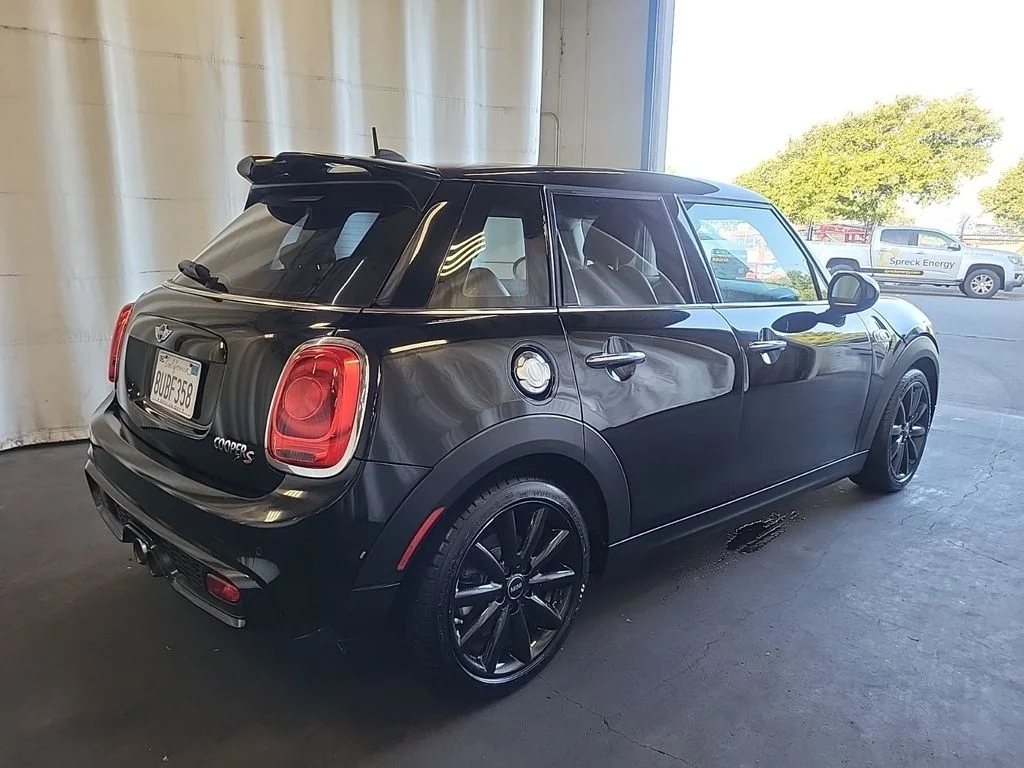 Used 2018 Black MINI Base image 3