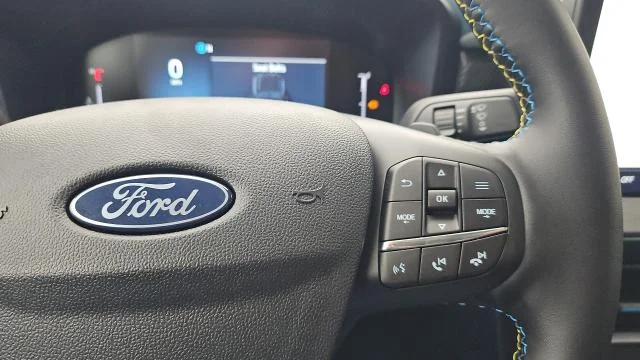 New 2026 Space White Metallic Ford Lobo High AWD image 29