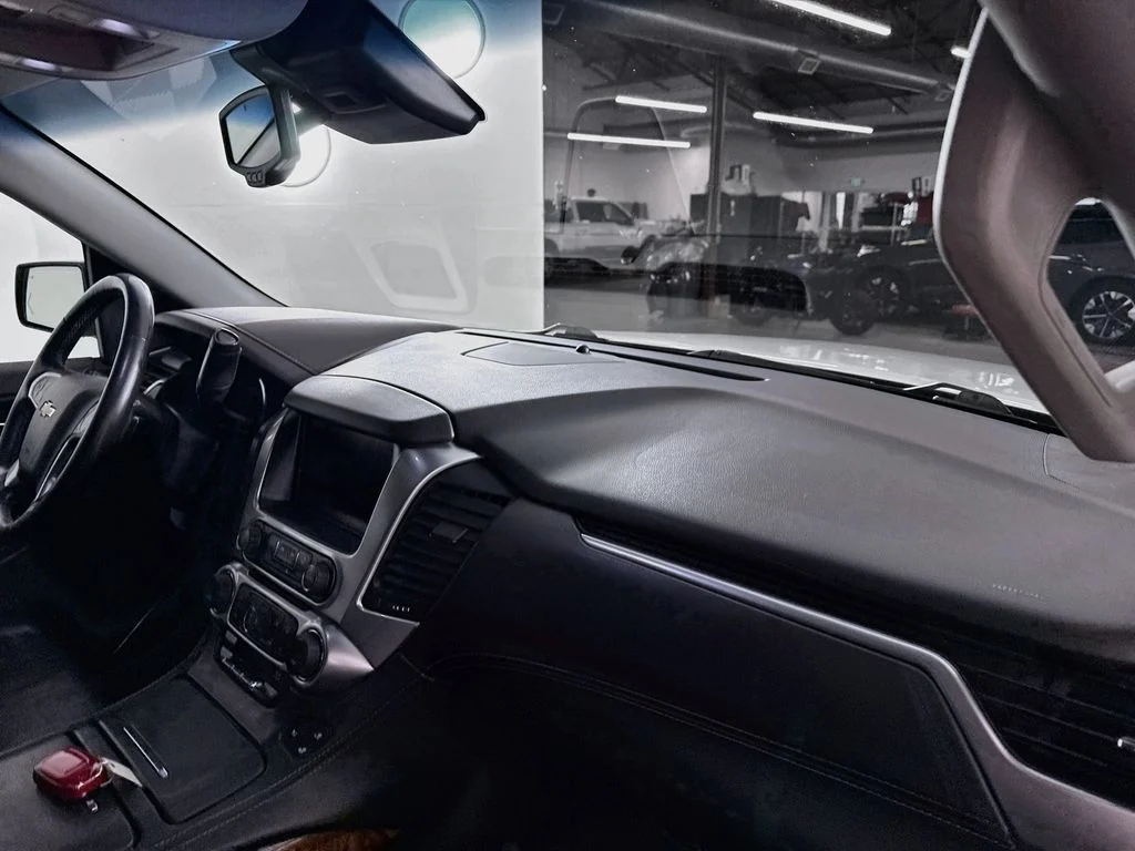Used 2018 Silver Ice Metallic Chevrolet Premier image 33