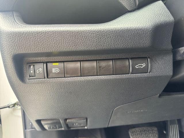 Certified Used 2023 Pearl Toyota XLE Premium image 24