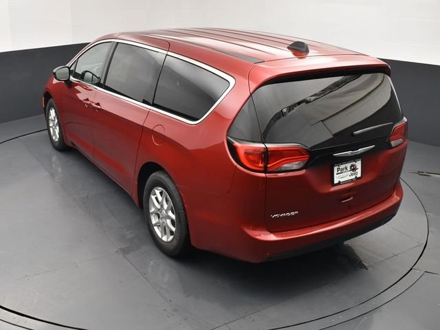 New 2026 Red Hot Pearl-Coat Exterior Paint Chrysler LX image 16