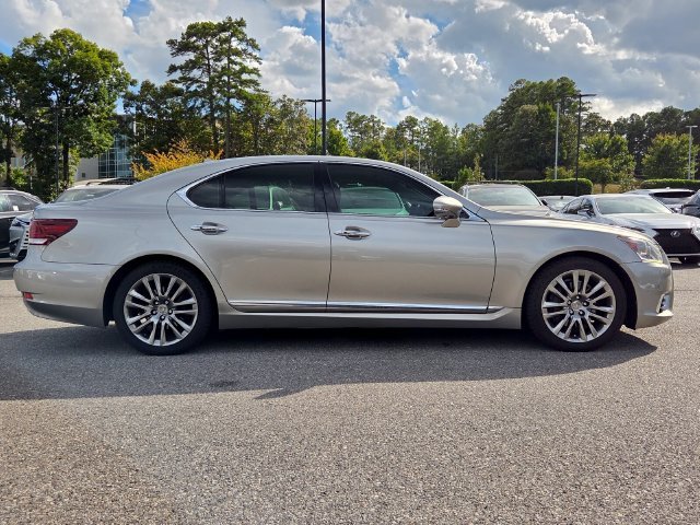 Used 2017 Silver Lexus 460 image 6