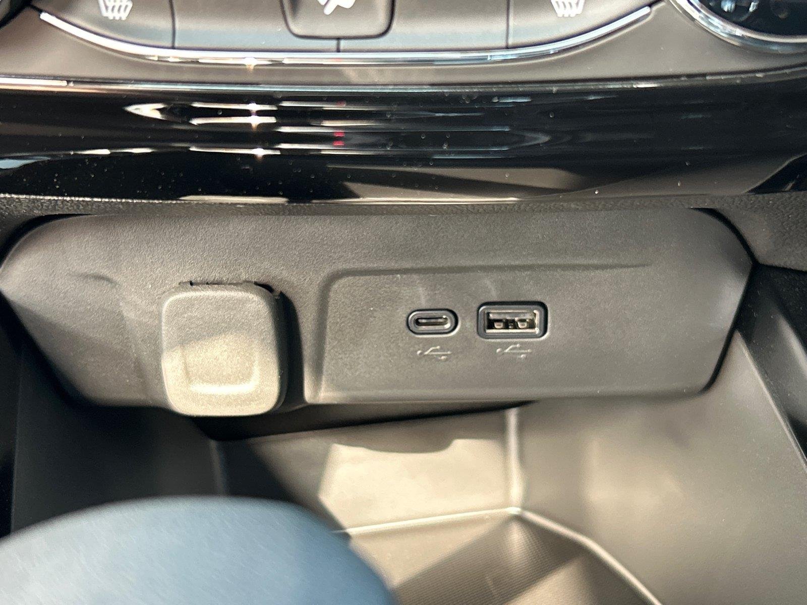 2026 Chevrolet Trax Activ - Photo 21