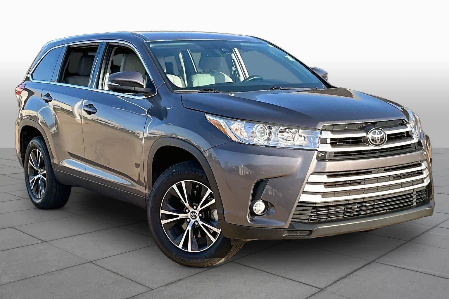 Used 2019 Predawn Gray Mica Toyota LE Plus image 2