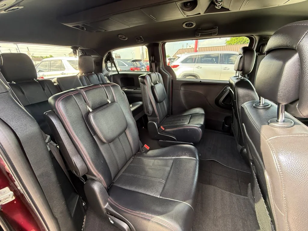 Used 2019 Red Dodge GT image 9
