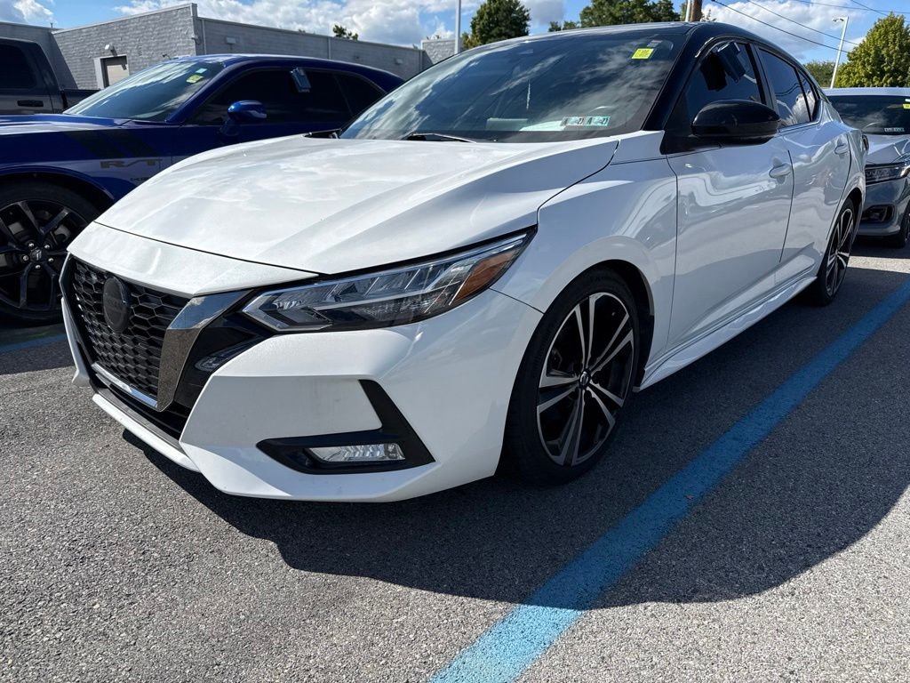 Used 2020 White Nissan SR image 3