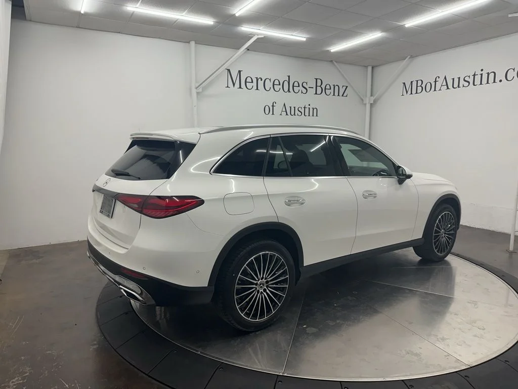 Used 2026 White Mercedes-Benz GLC 300 image 7