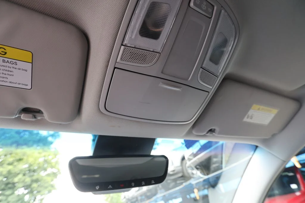 Used 2020 Silver Hyundai Limited image 24