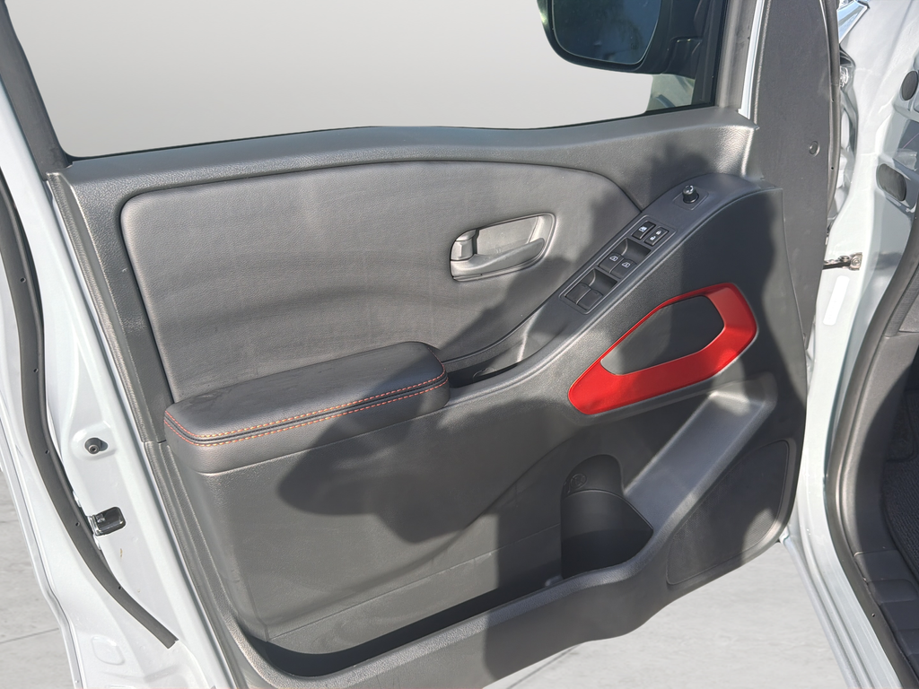 New 2027 Gray Nissan PRO-X image 18