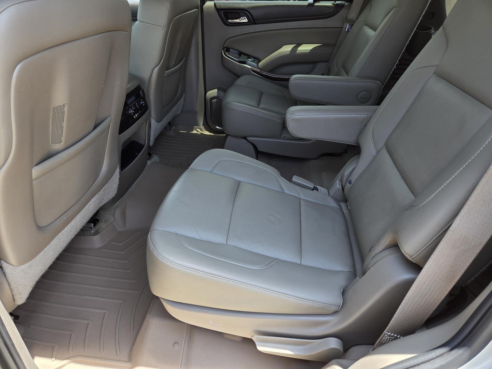 Used 2015 Champagne Silver Metallic GMC SLT image 34