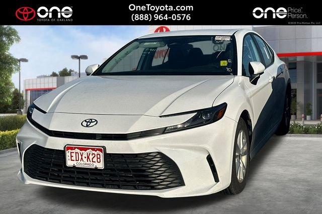 2025 Toyota Camry LE