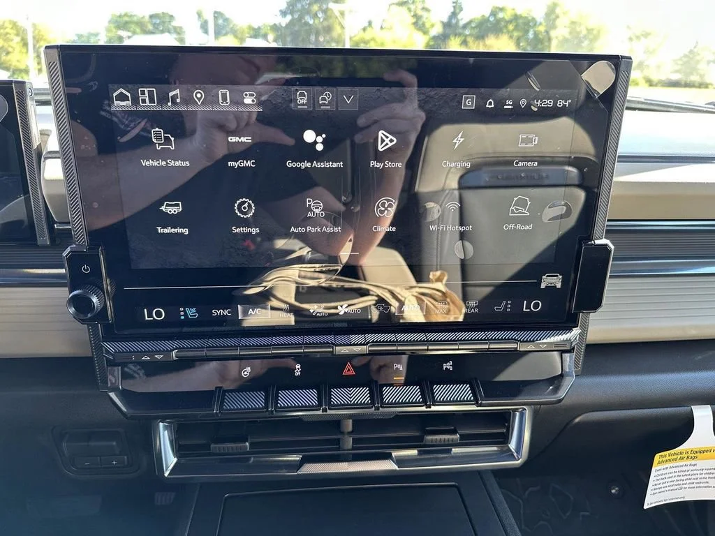 2026 GMC HUMMER EV 3X - Photo 18