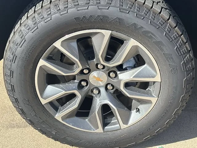 New 2026 Sterling Gray Metallic Chevrolet LT image 10