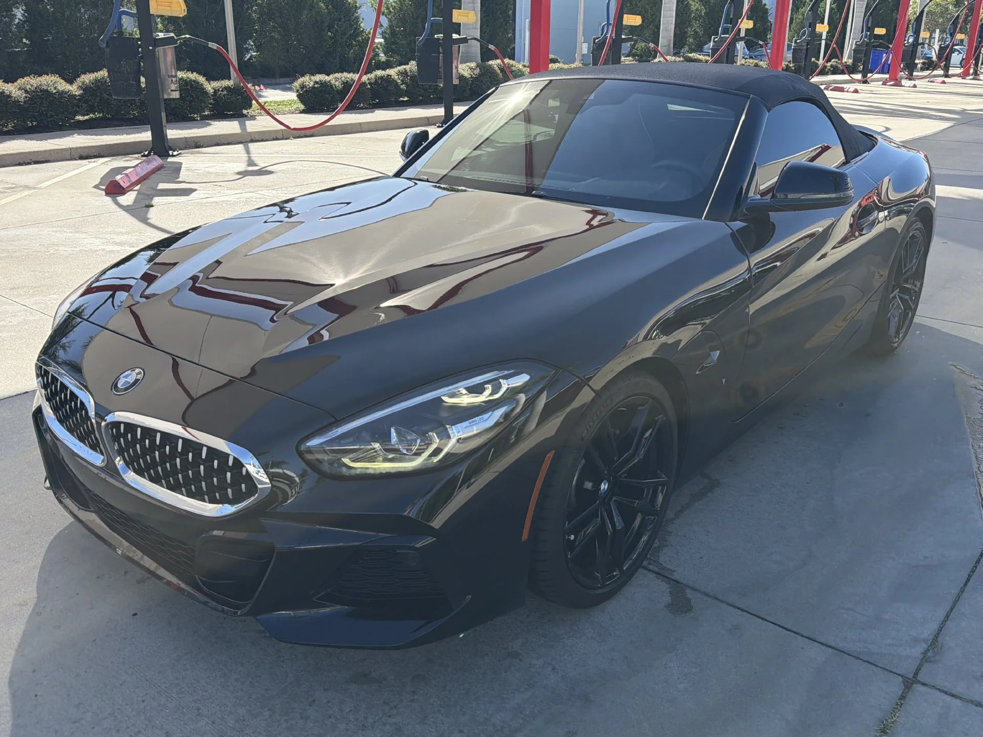Used 2019 Black Sapphire Metallic BMW sDrive30i image 7