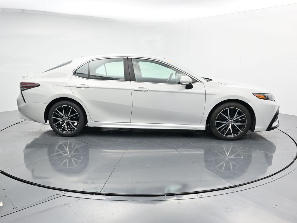 Used 2023 White Toyota SE image 9