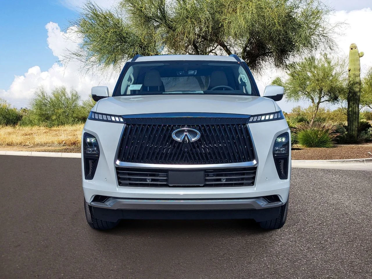 New 2026 RADIANT WHITE INFINITI Pure 4WD image 8