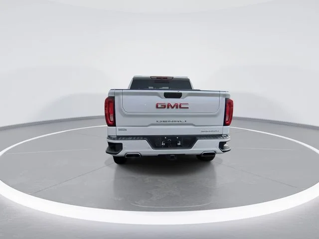 Used 2019 White GMC Denali image 7