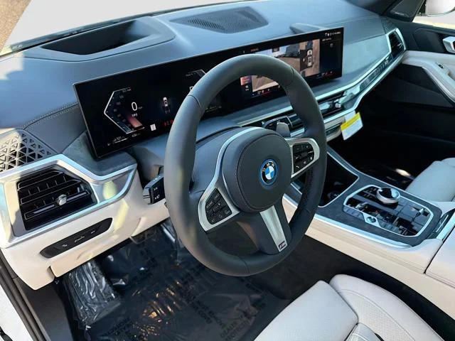New 2026 Alpine White BMW xDrive50e image 26