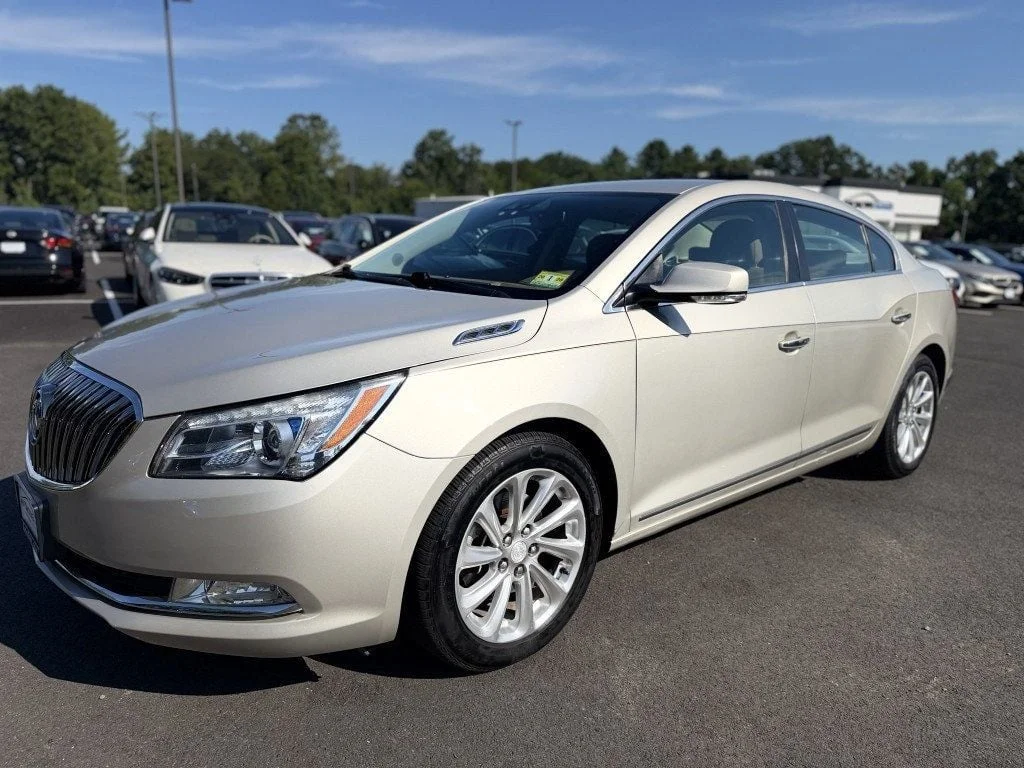 Used 2014 Champagne Silver Metallic Buick 4dr Sedan Leather FWD w/ Driver Confidence Pkg & 18
