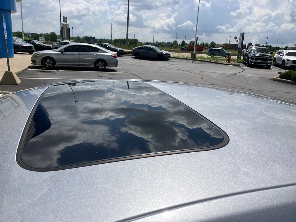 Certified Used 2023 Lunar Silver Metallic Honda EX image 6