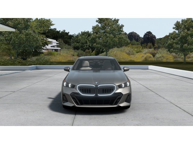 New 2027 Oxide Grey Metallic BMW  image 3